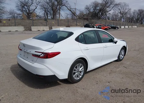 2025 Toyota Camry Le from USA, damaged, VIN 4T1DAACK3SU116334